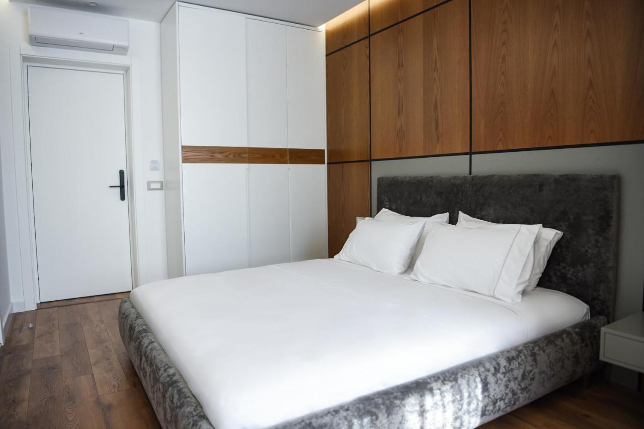 Hotel The Wilson Tirana Exterior foto